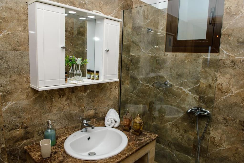 Blue Bay Villas , First Floor Αρχάγγελος Εξωτερικό φωτογραφία